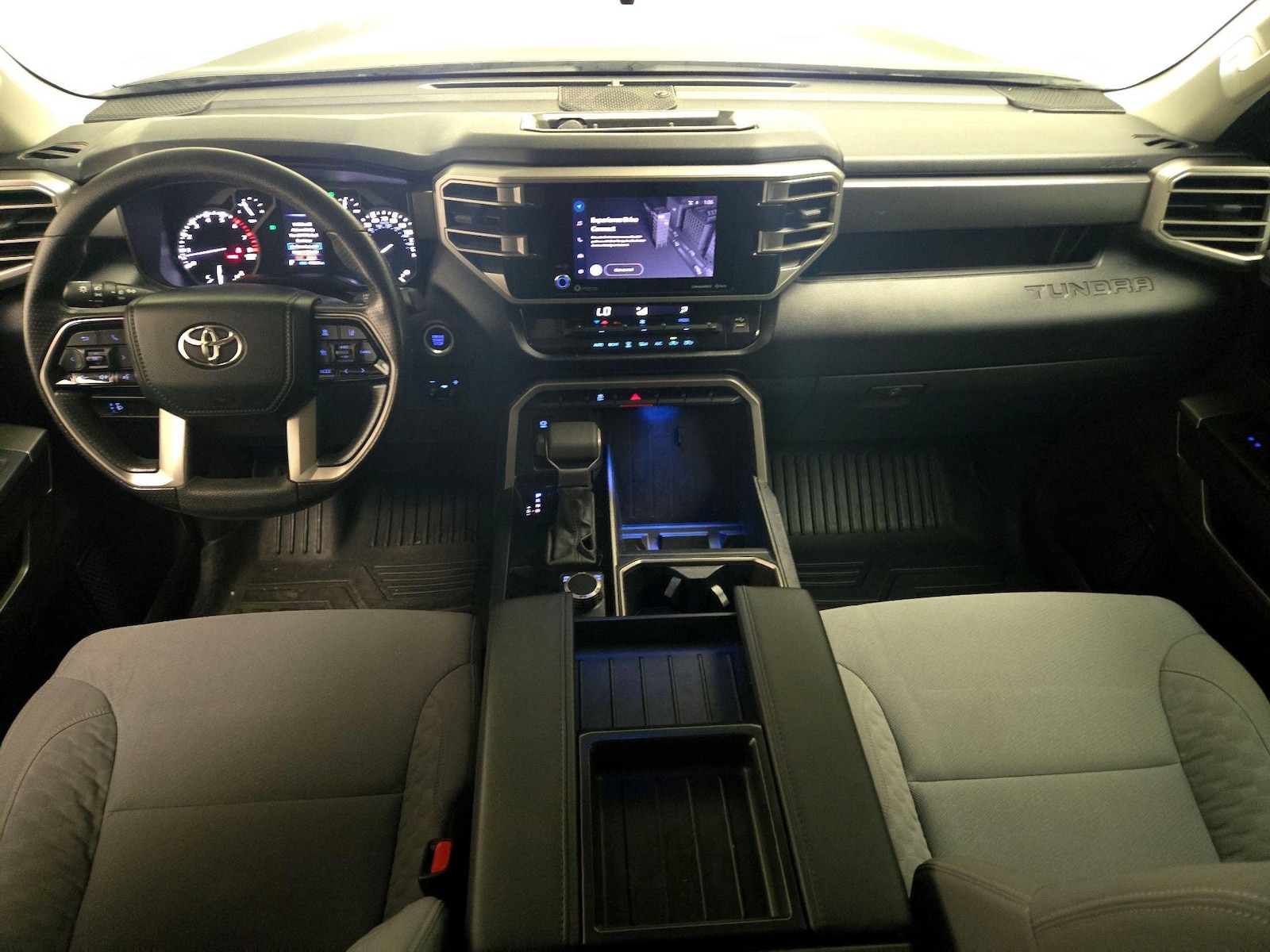 2022 Toyota Tundra SR5 - Photo 10