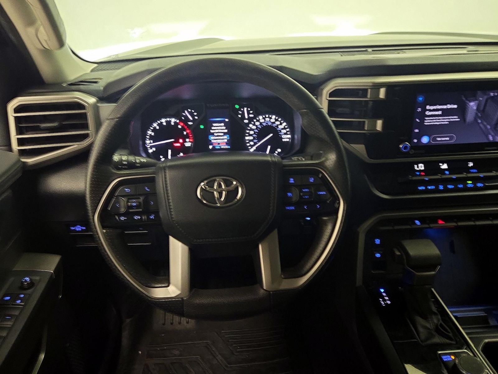 2022 Toyota Tundra SR5 - Photo 11