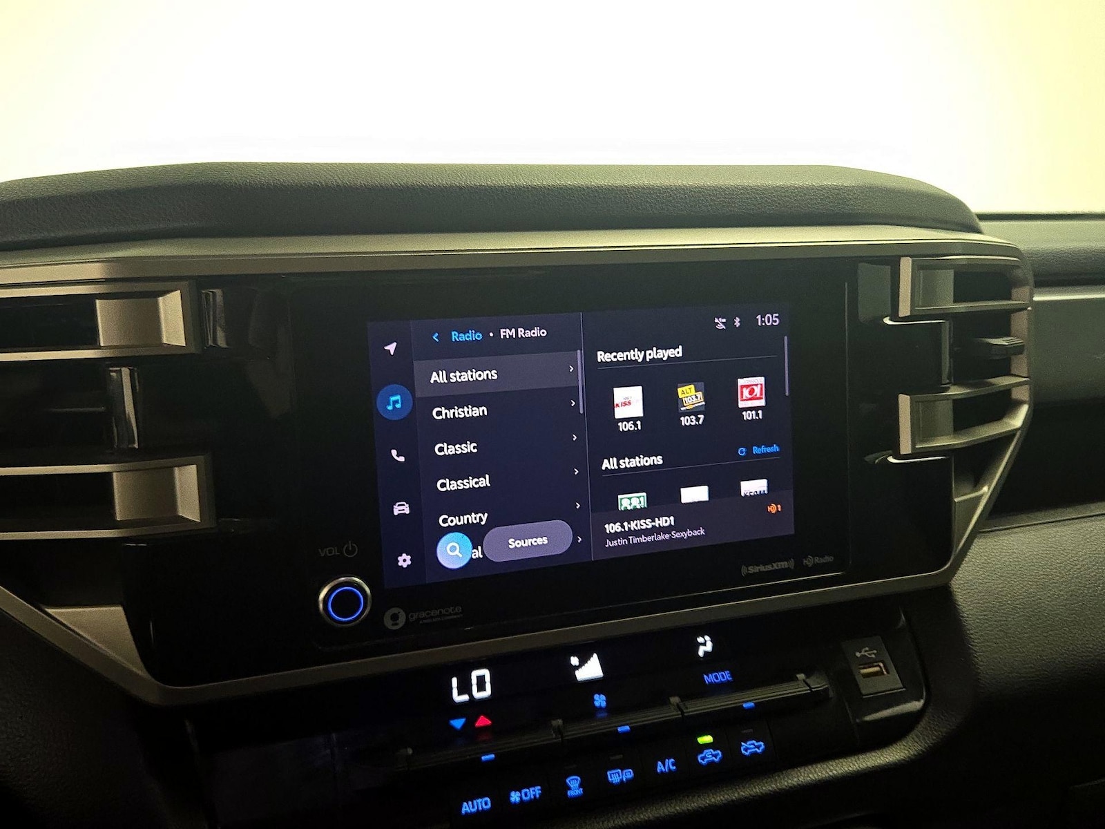 2022 Toyota Tundra SR5 - Photo 16