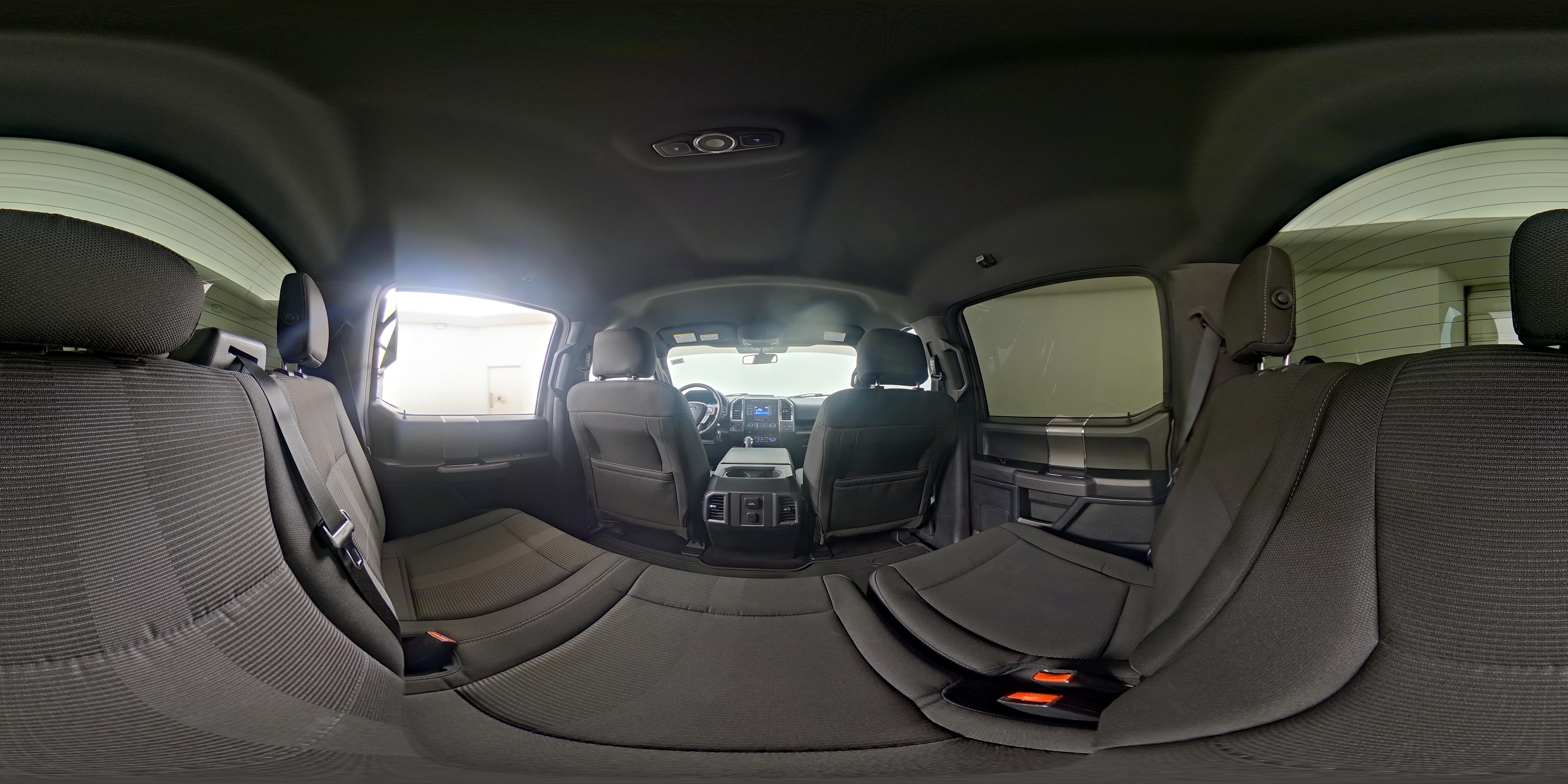 2015 Ford F-150 XLT - Photo 25