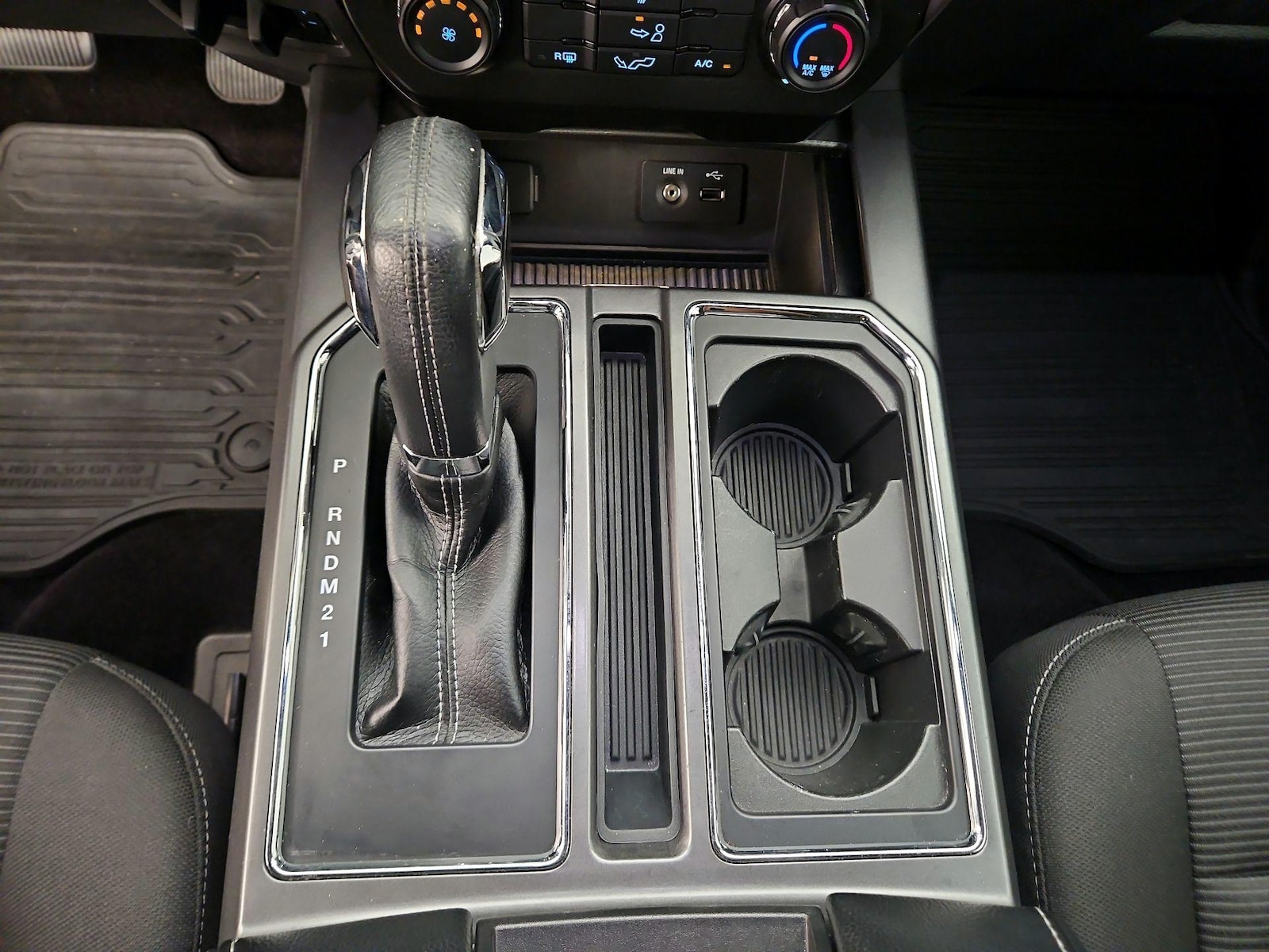 2015 Ford F-150 XLT - Photo 18
