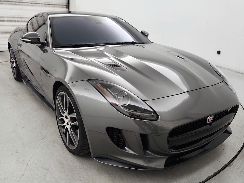 2017 Jaguar F-Type R
