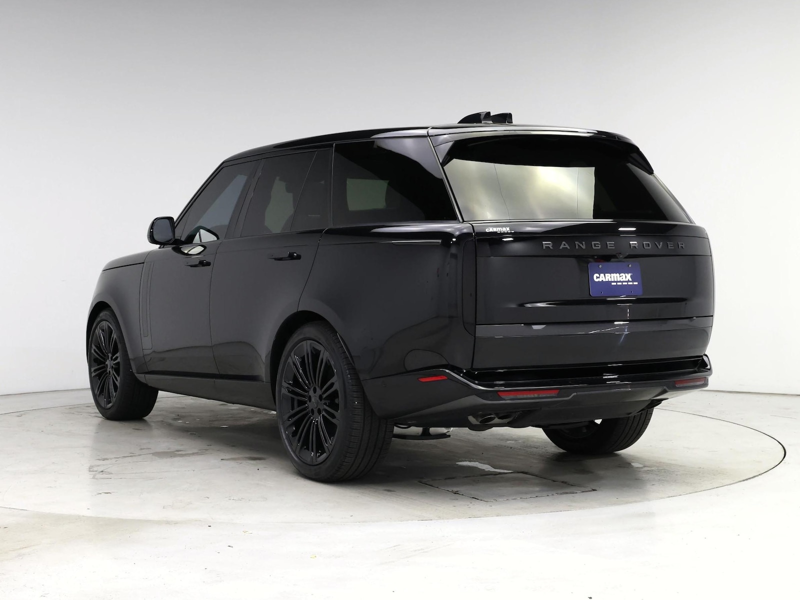 2026 Land Rover Range Rover SE - Photo 3
