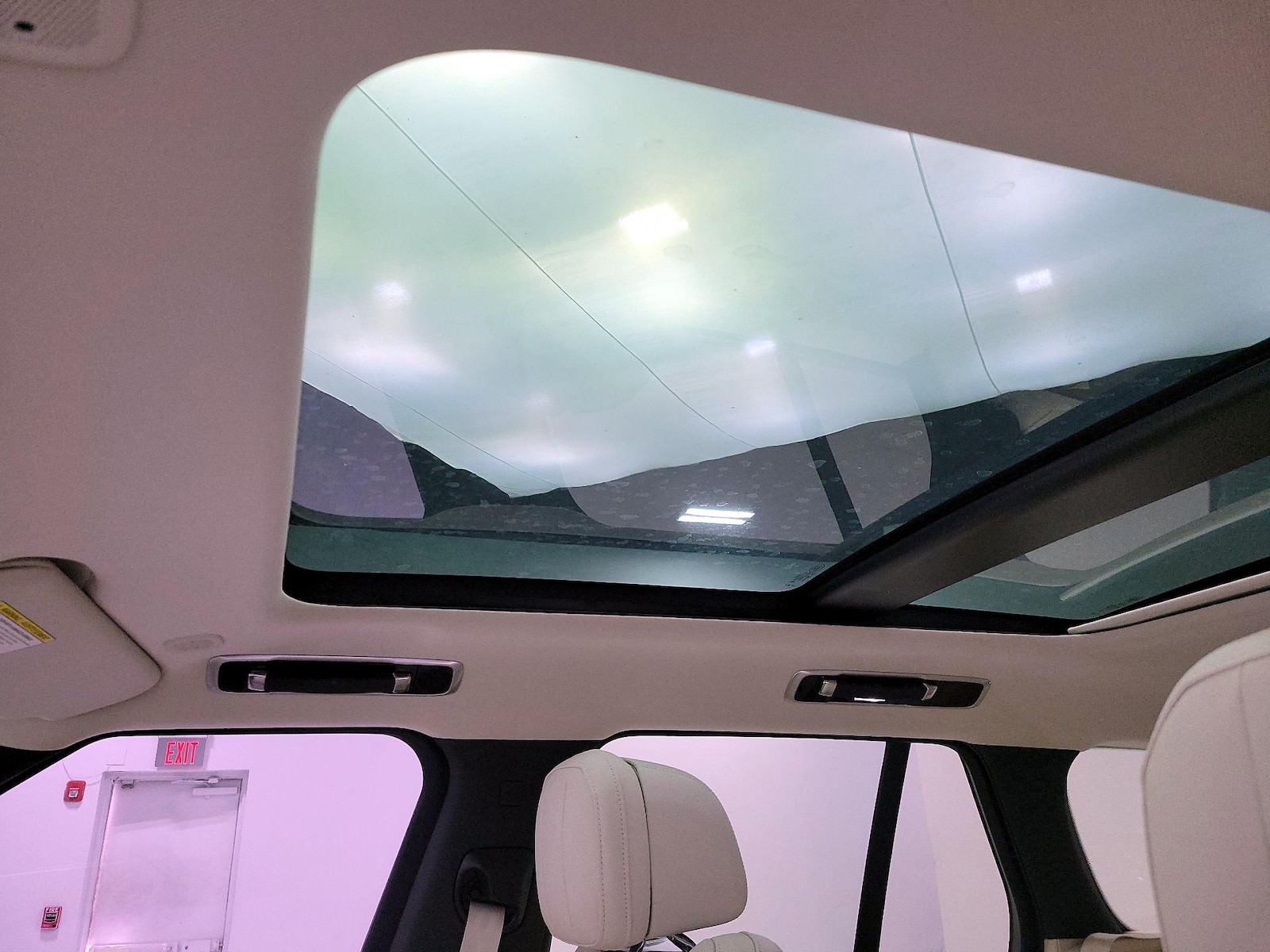 2026 Land Rover Range Rover SE - Photo 21