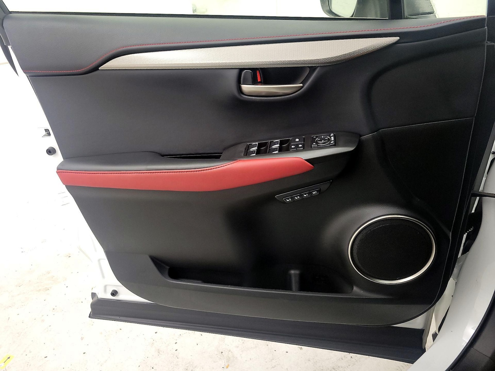 2021 Lexus NX 300 F SPORT - Photo 13