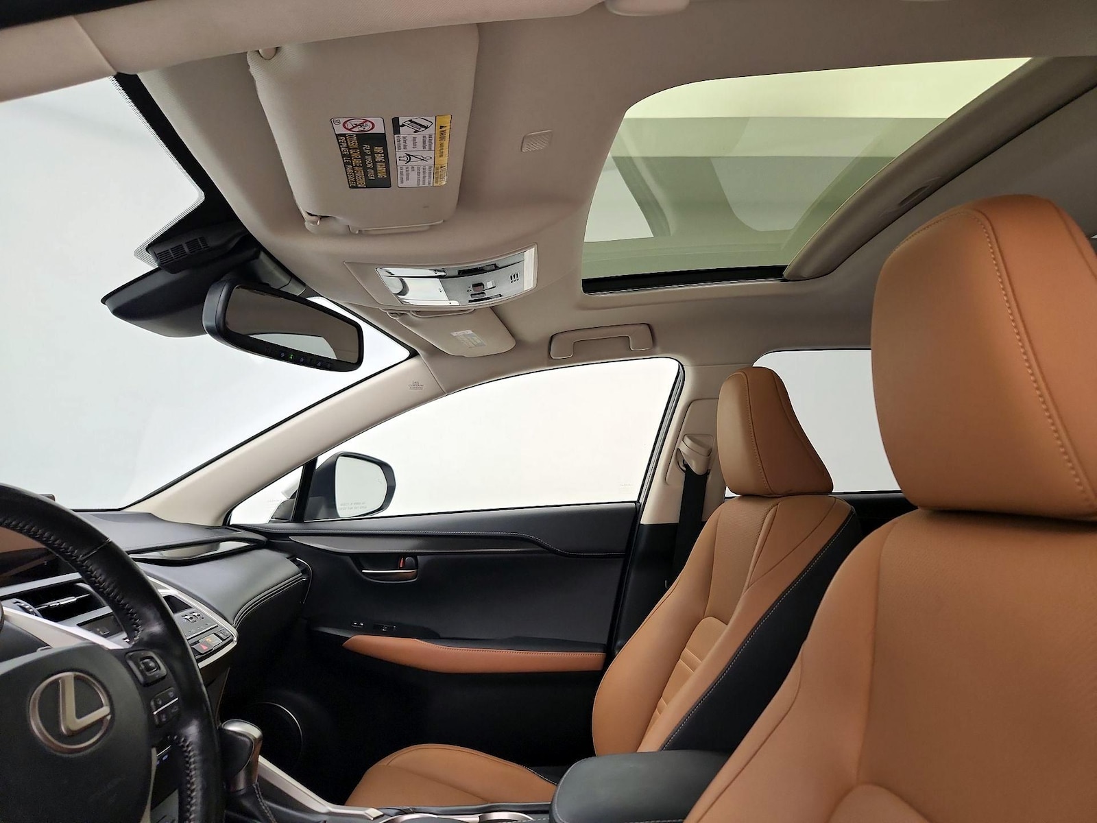 2020 Lexus NX 300 - Photo 21