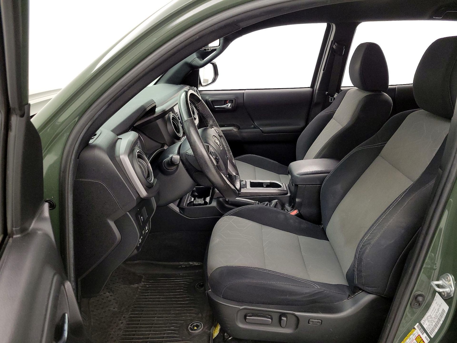 Power Seat(s) & Side Airbags