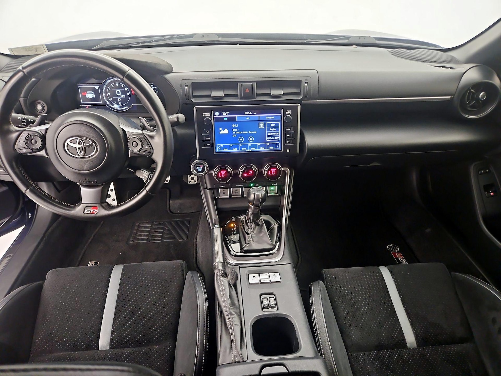 Apple CarPlay® & Android Auto™