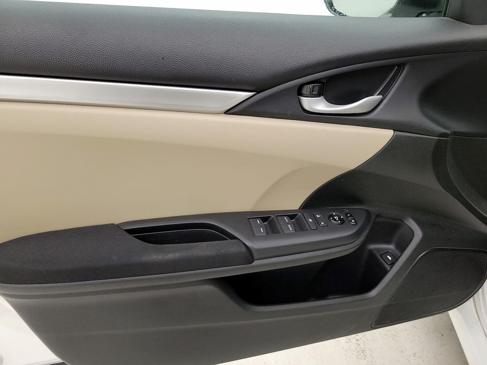 2017 Honda Civic LX - Photo 13
