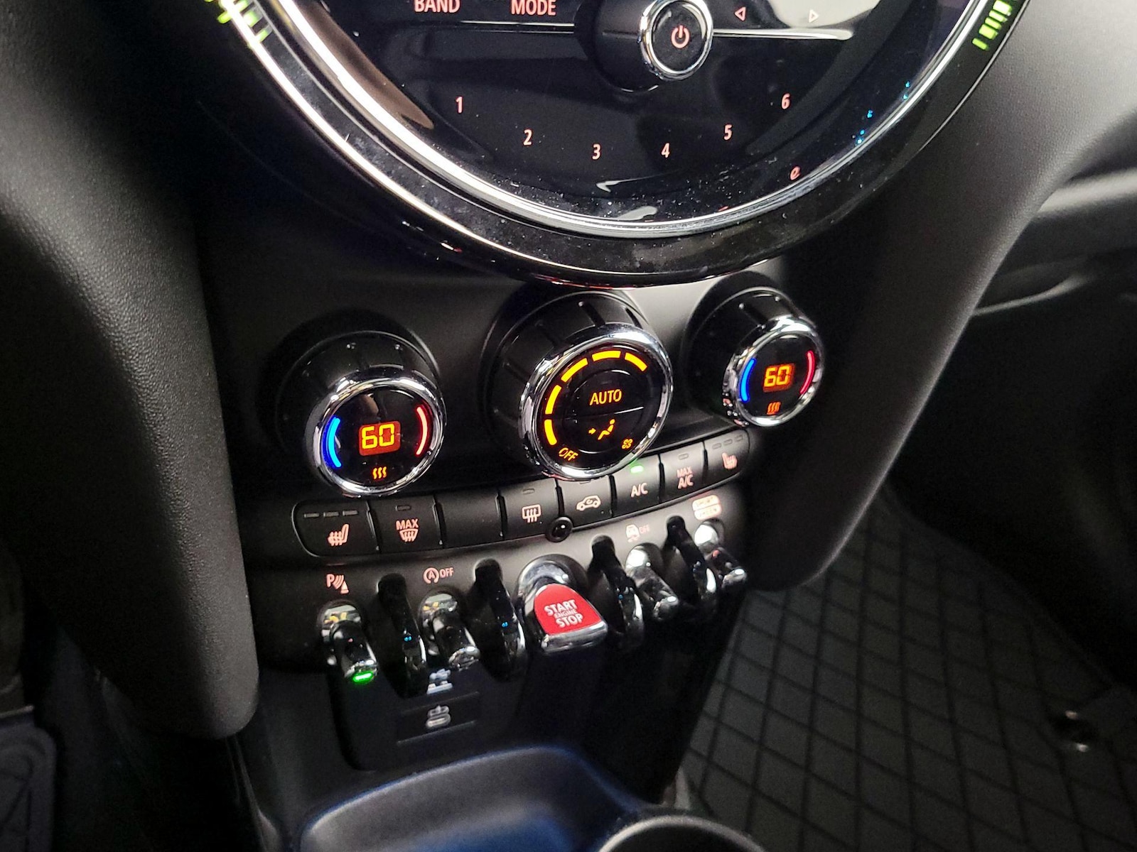 2024 MINI Hardtop 2 Door John Cooper Works - Photo 18
