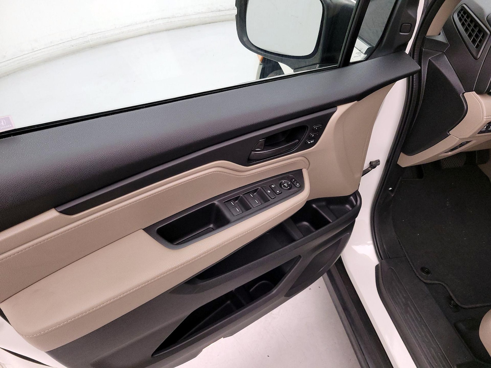 2018 Honda Odyssey EX-L - Photo 13
