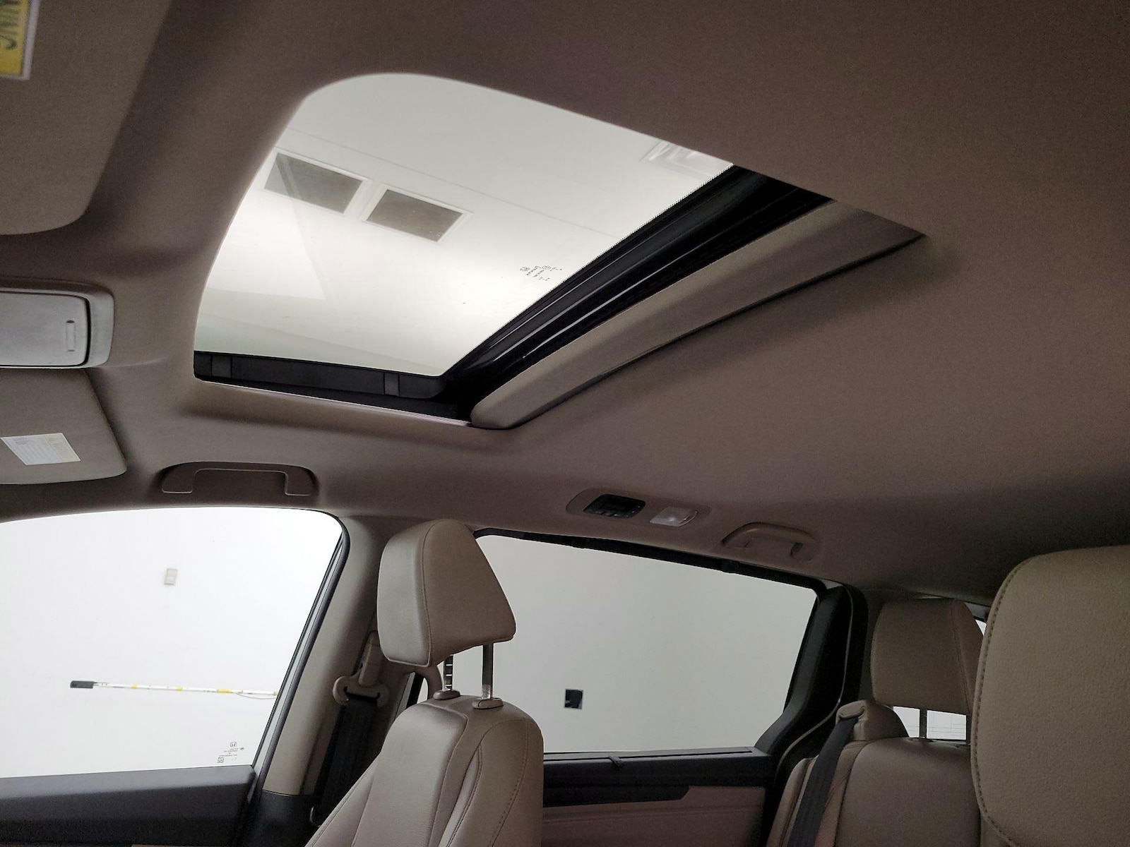 2018 Honda Odyssey EX-L - Photo 19