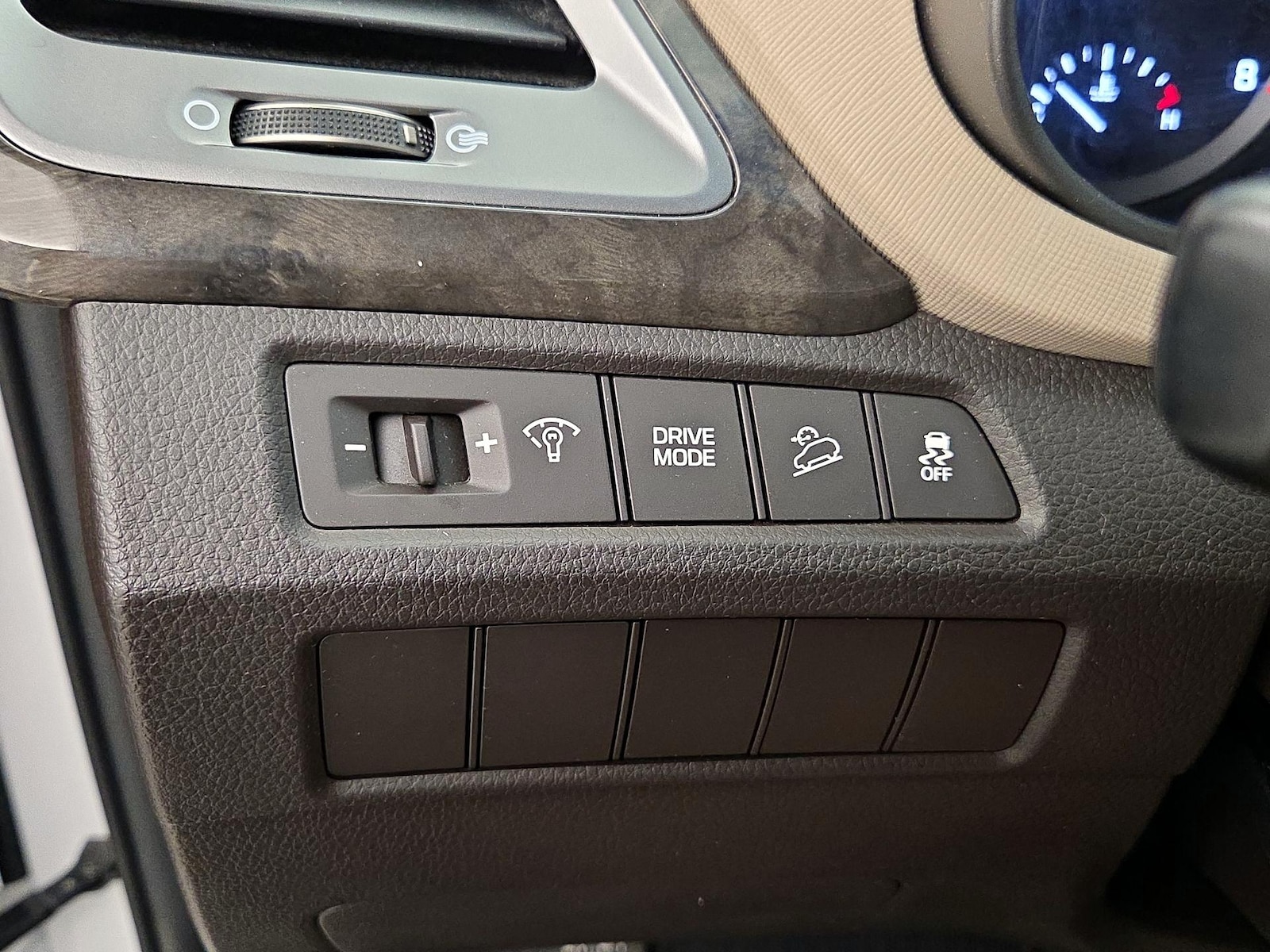 2017 Hyundai Santa Fe Sport - Photo 14