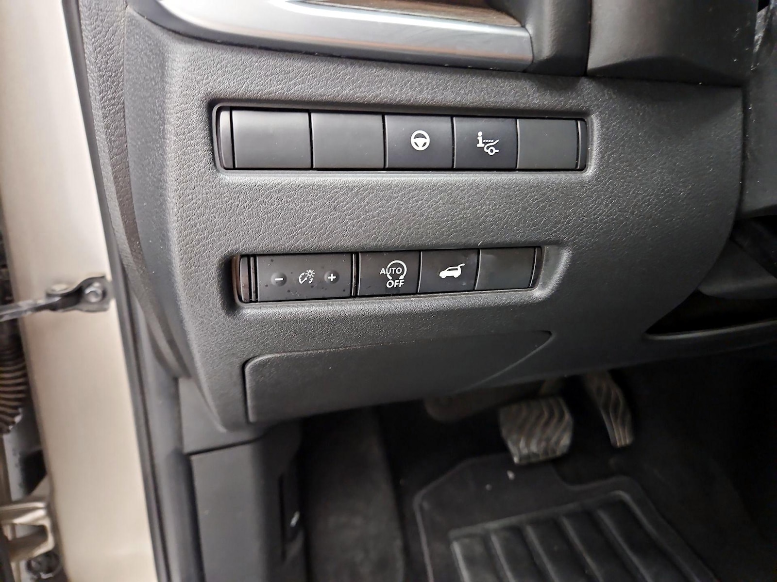 2024 Nissan Rogue Platinum - Photo 14