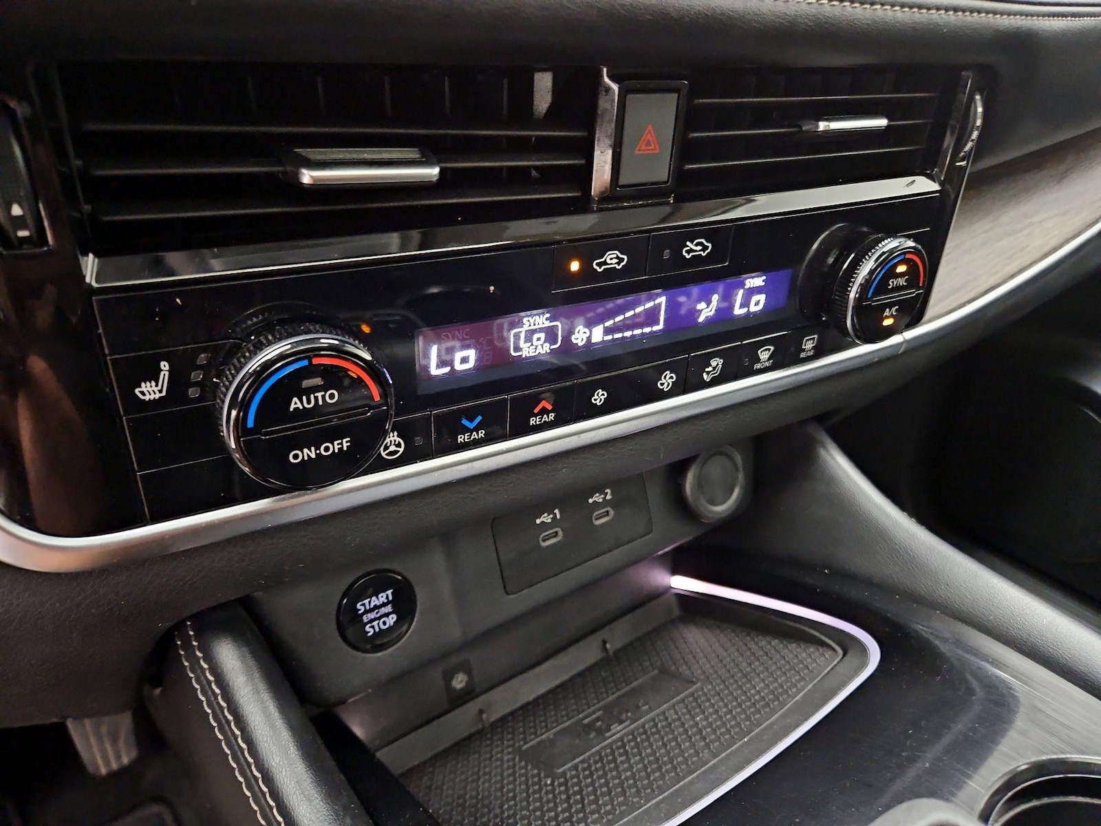 2024 Nissan Rogue Platinum - Photo 18