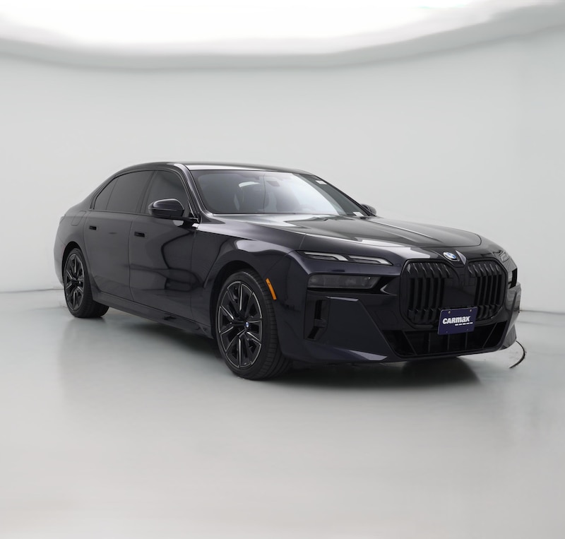 2023 BMW 740 I