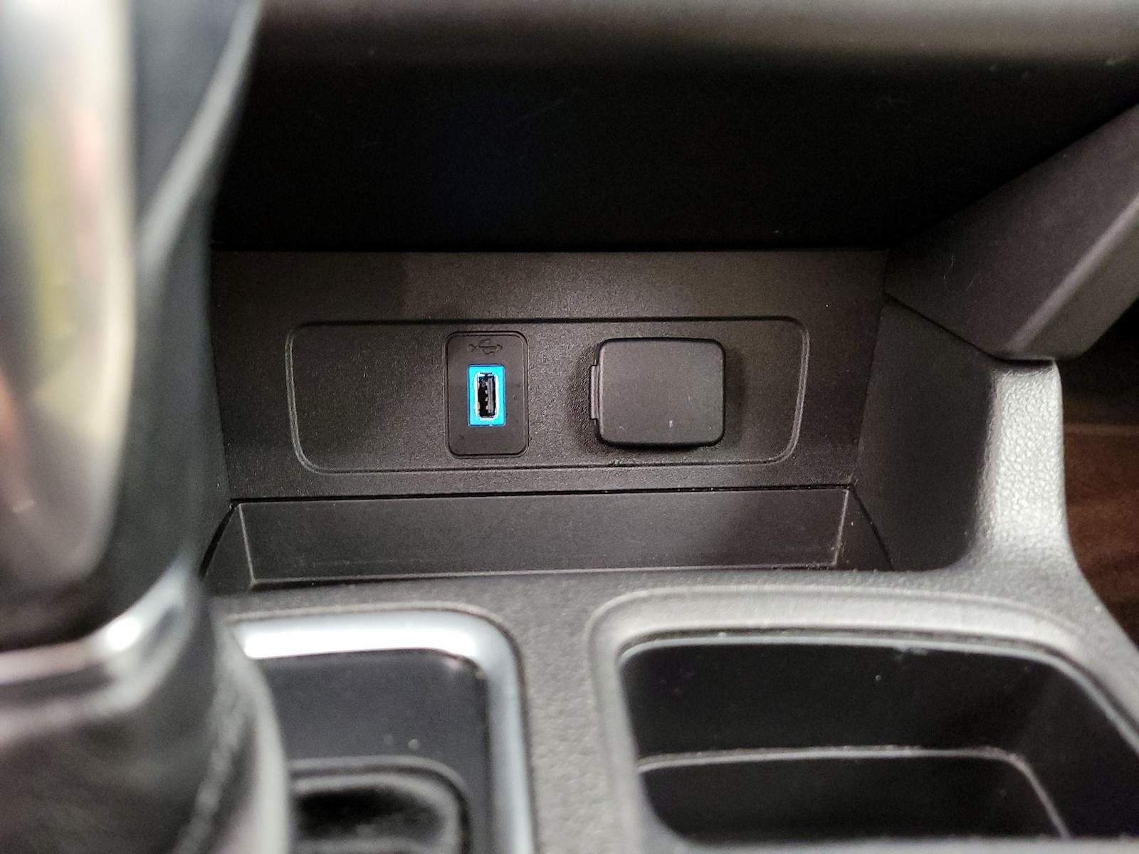2018 Ford Escape SE - Photo 19