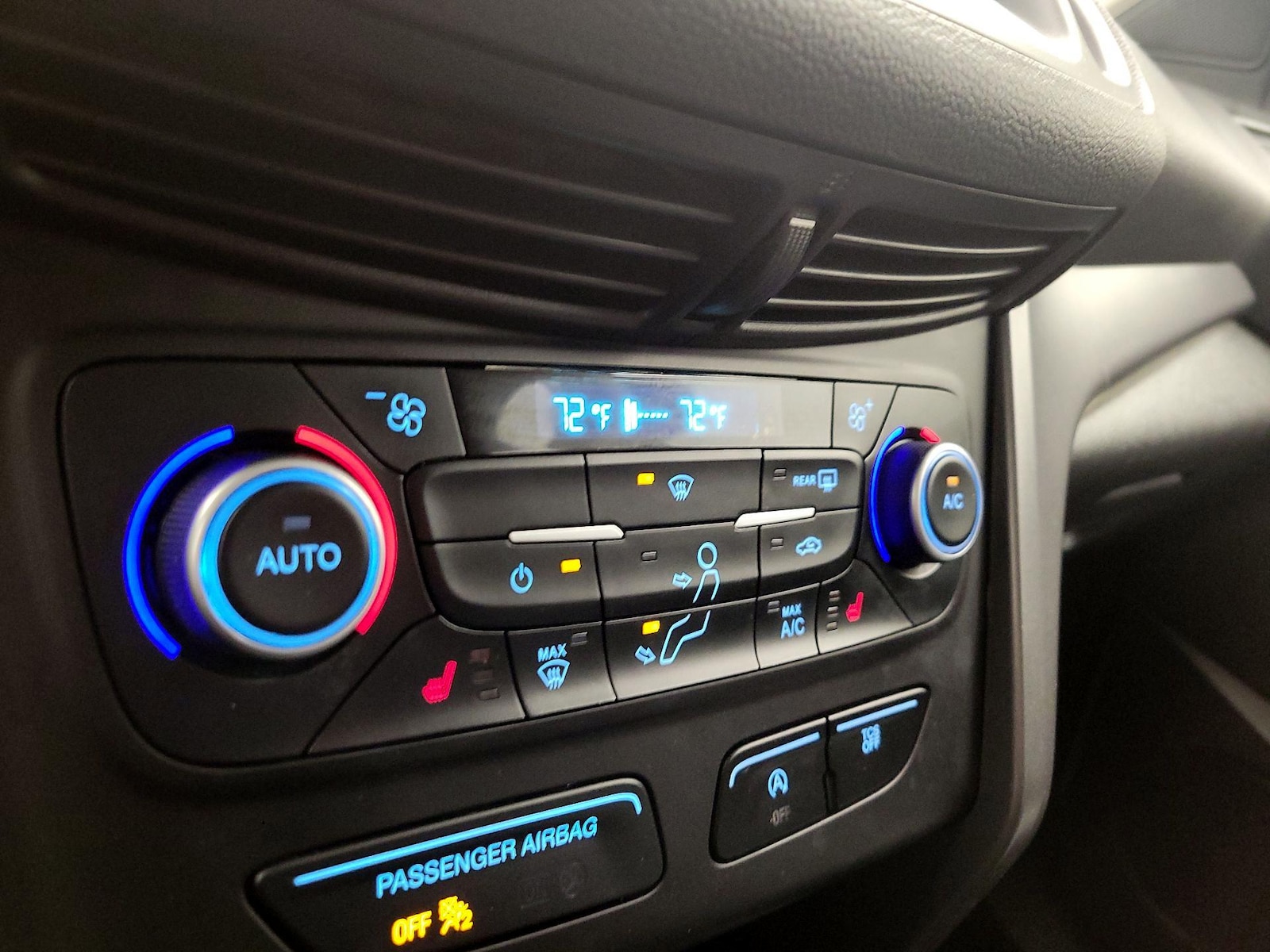 2018 Ford Escape SE - Photo 17