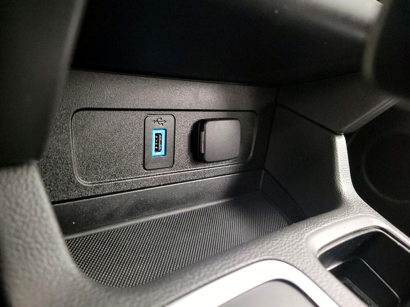 2018 Ford Escape SE - Photo 19