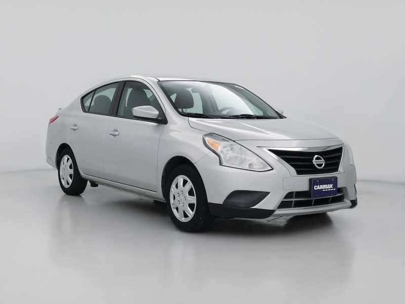 2017 Nissan Versa SV