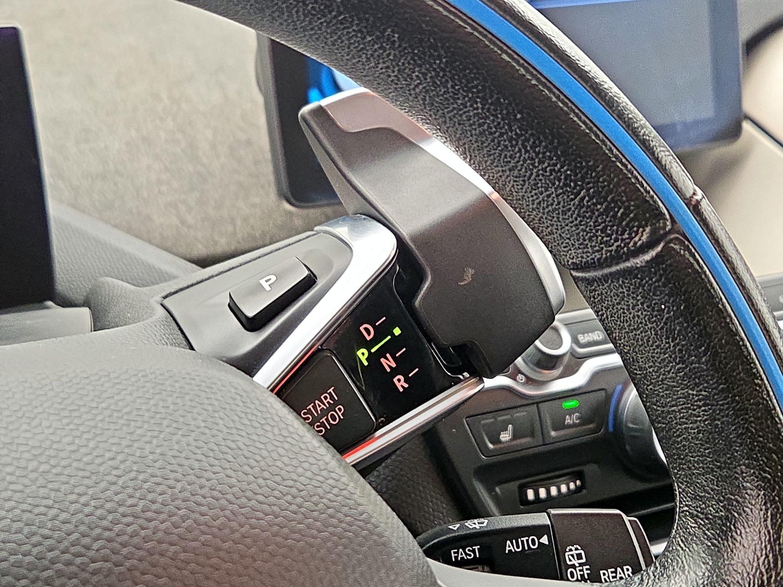2017 BMW i3 Base - Photo 19