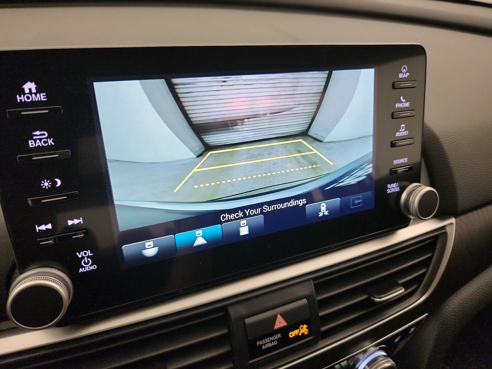 2022 Honda Accord Touring - Photo 14