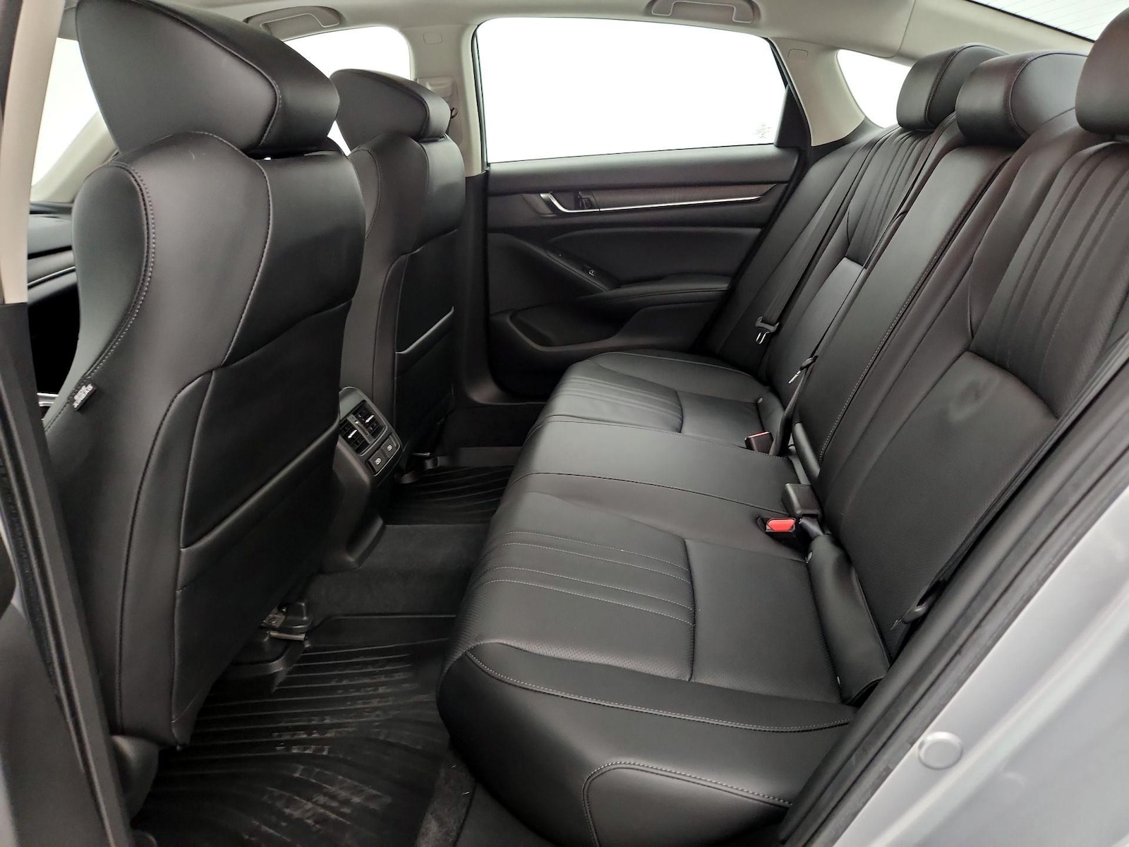 2022 Honda Accord Touring - Photo 20
