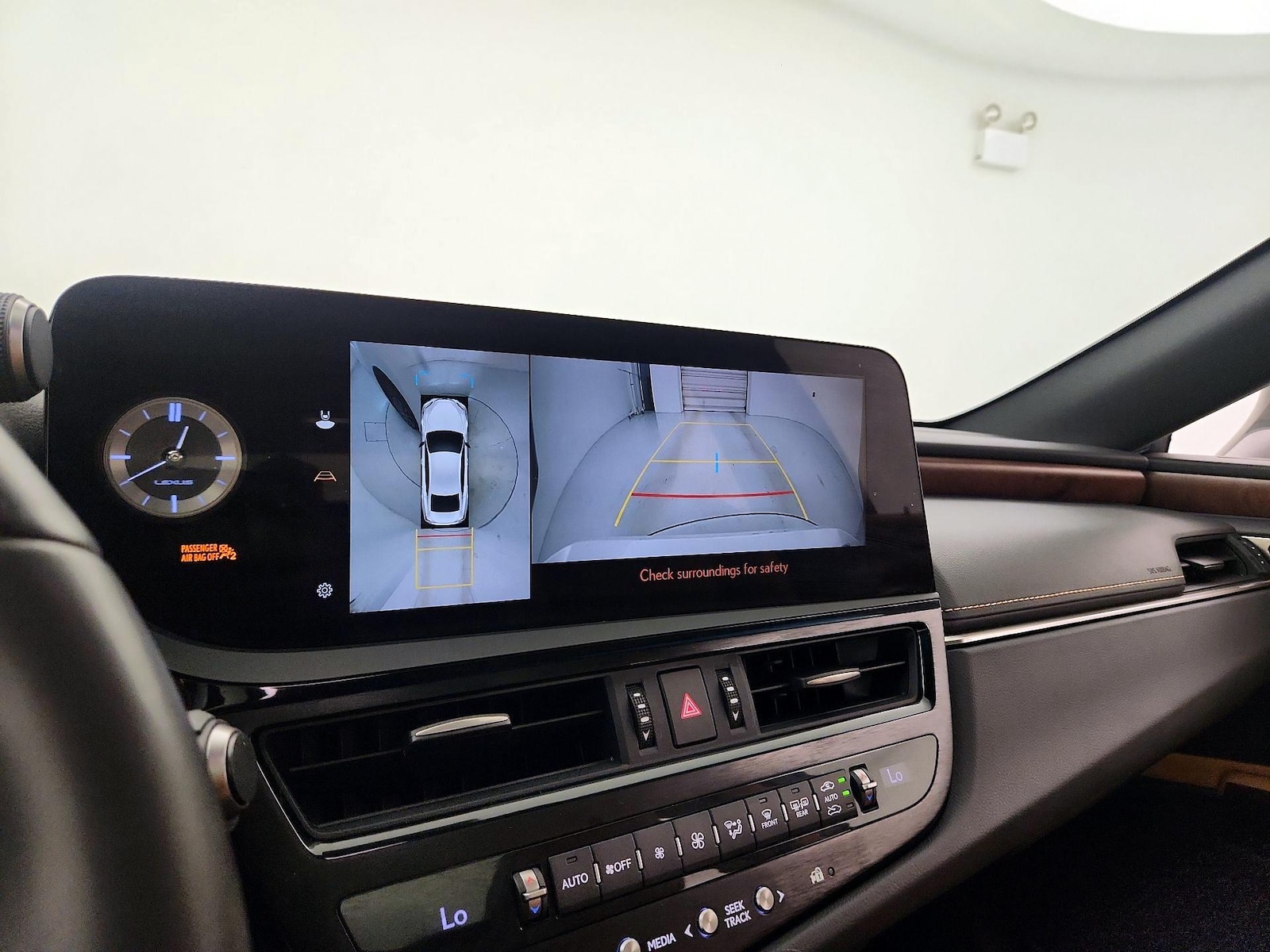 2024 Lexus ES 350 Ultra Luxury - Photo 16