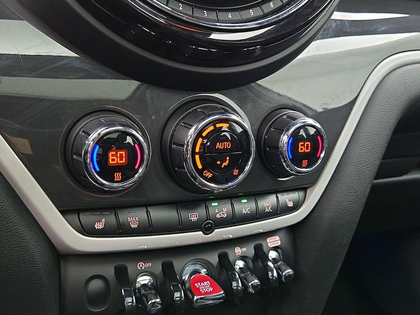 2020 MINI Countryman S - Photo 17