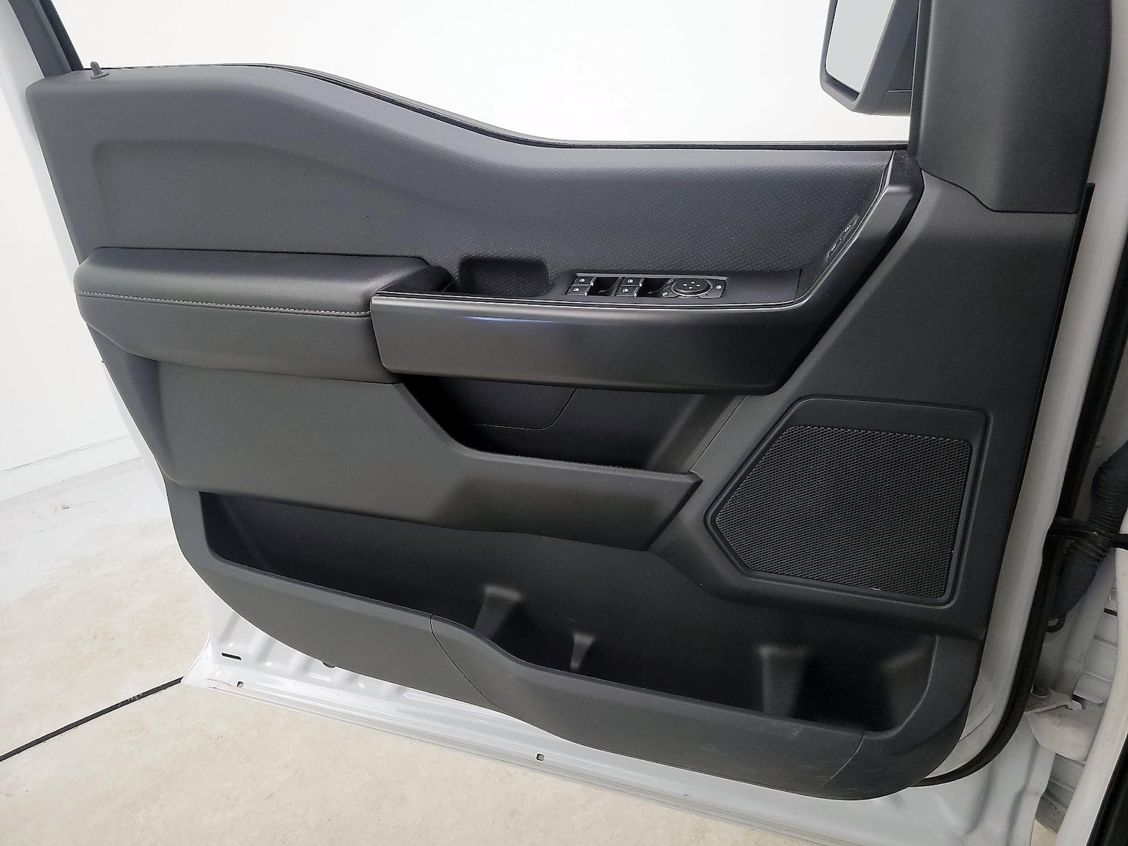 2024 Ford F-150 STX - Photo 13