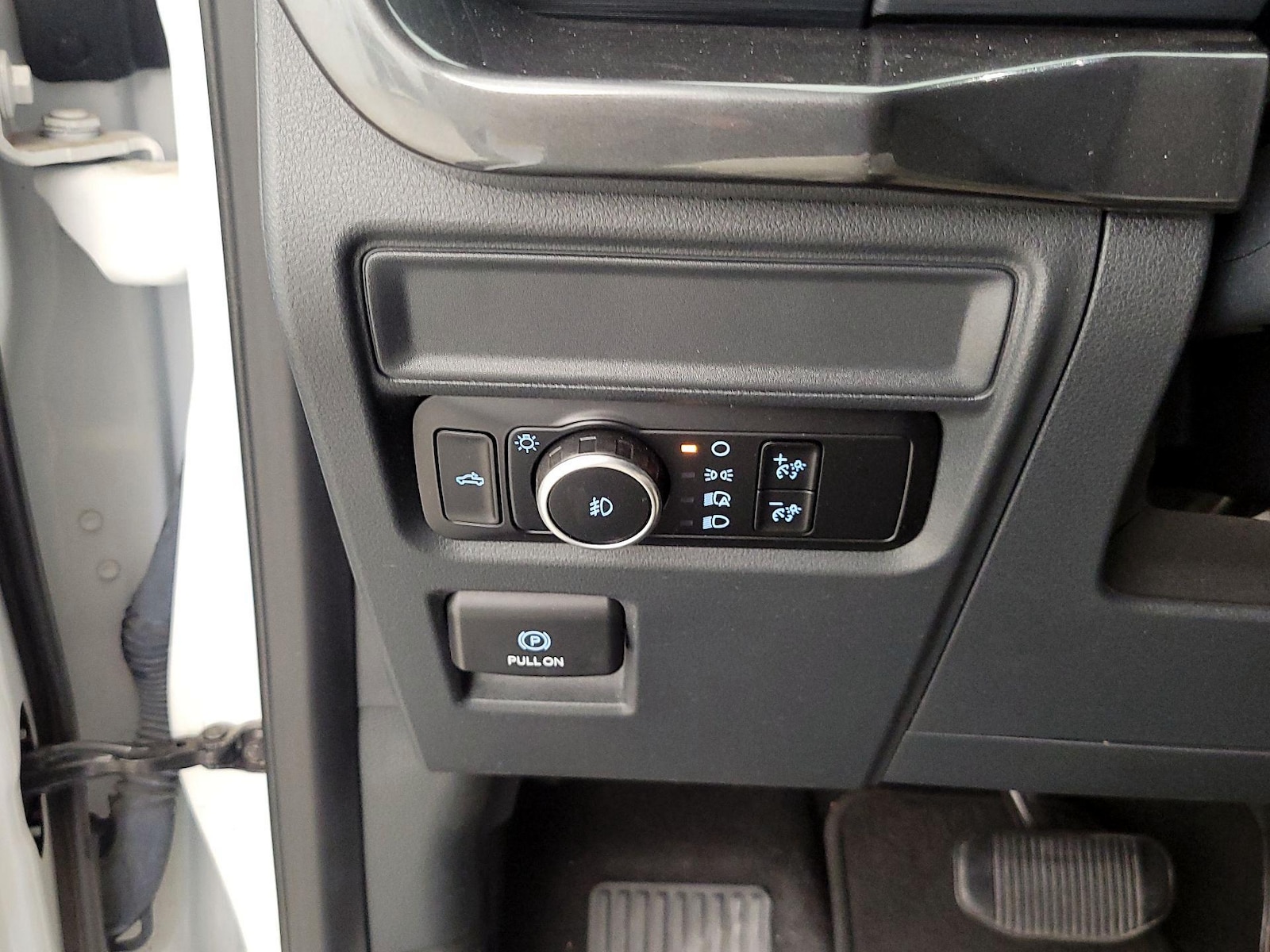 2024 Ford F-150 STX - Photo 14