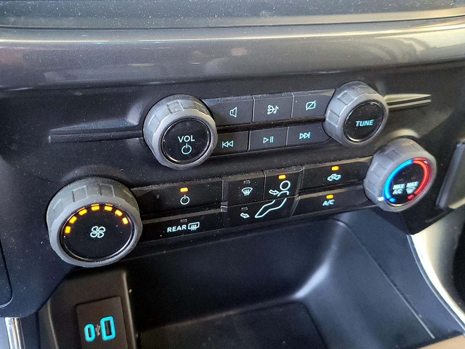 2024 Ford F-150 STX - Photo 18