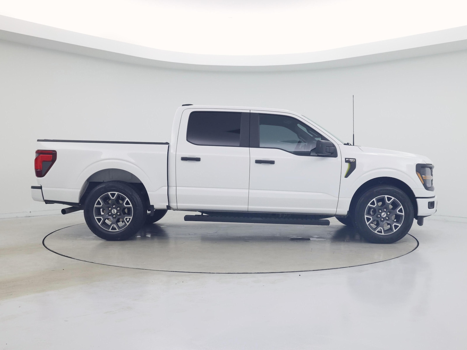 2024 Ford F-150 STX - Photo 8