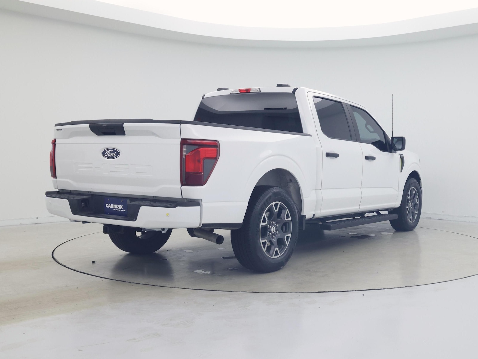 2024 Ford F-150 STX - Photo 9