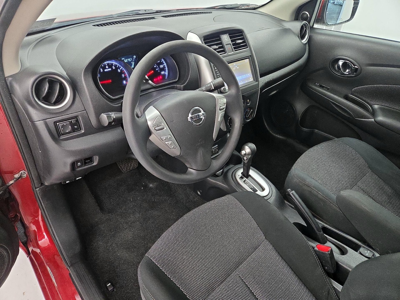 2019 Nissan Versa Sedan SV - Photo 12