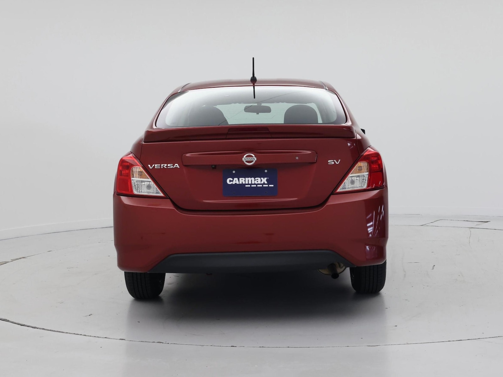 2019 Nissan Versa Sedan SV - Photo 7