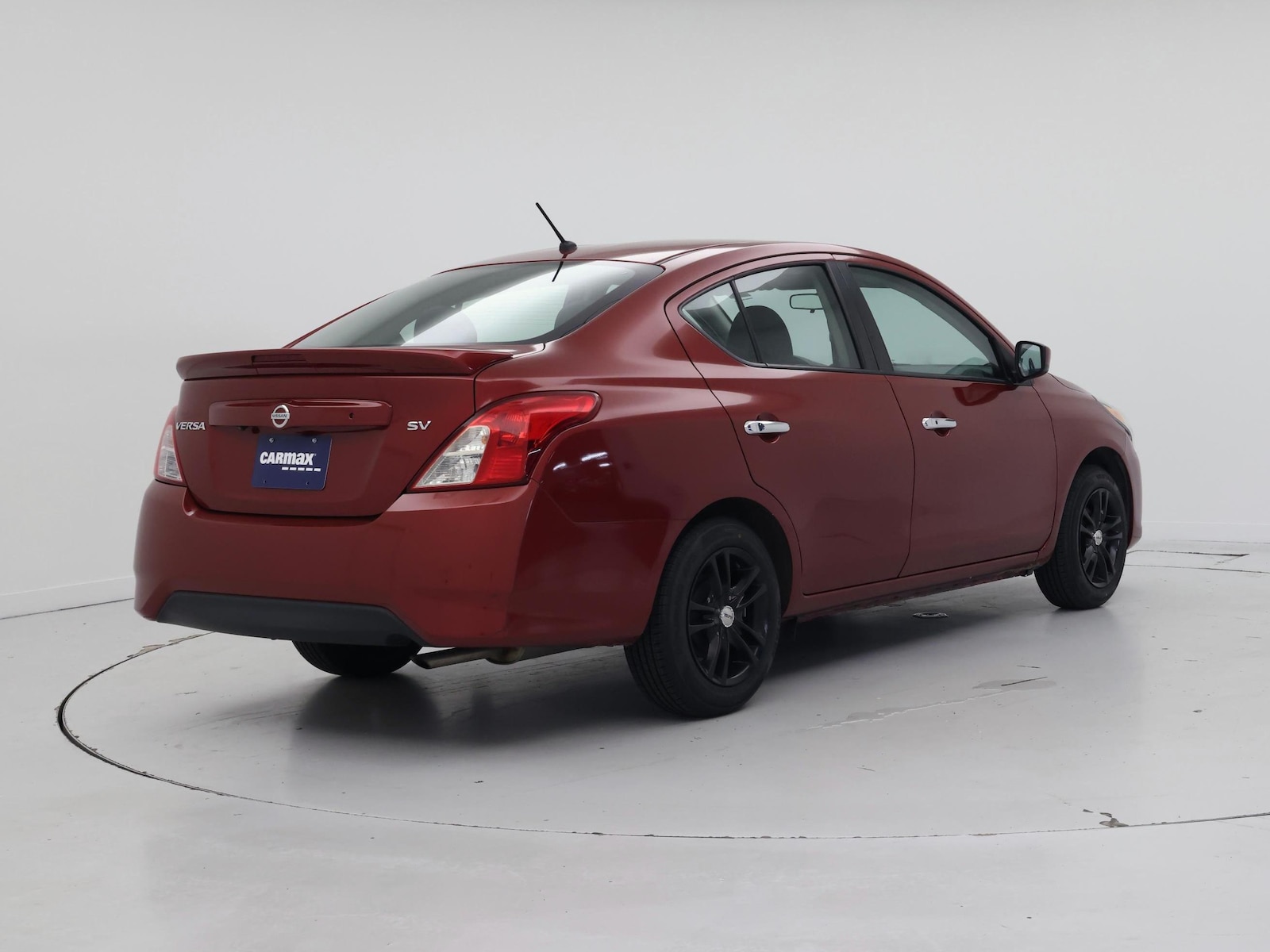2019 Nissan Versa Sedan SV - Photo 9