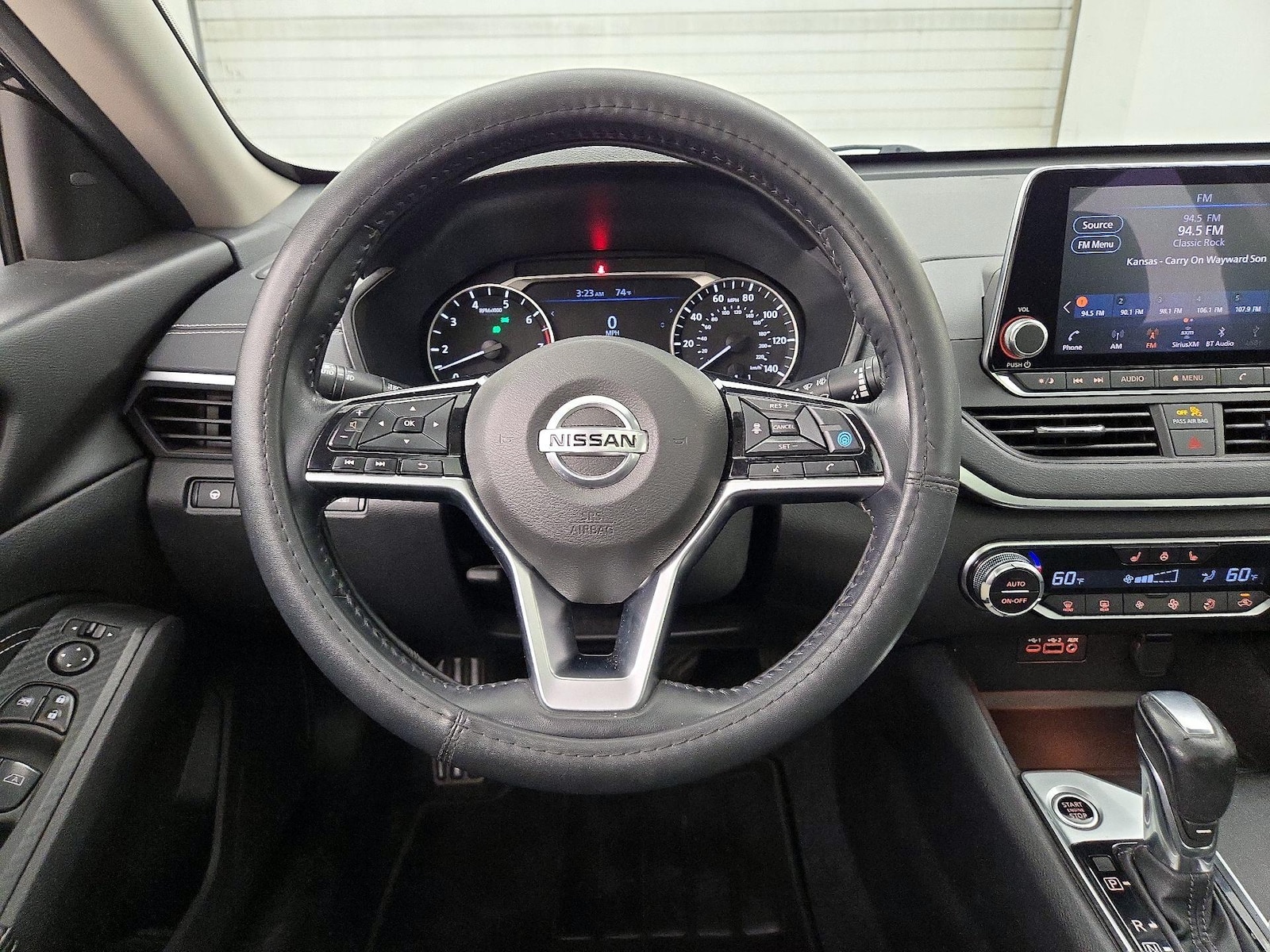 2019 Nissan Altima SV - Photo 11