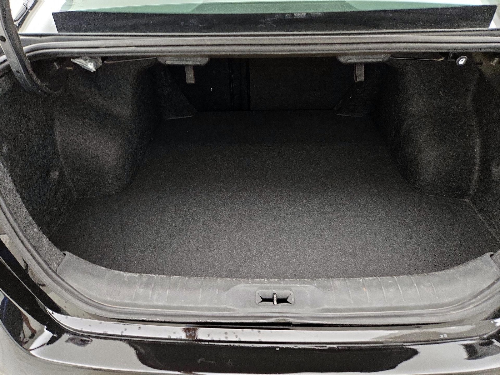2019 Nissan Altima SV - Photo 22