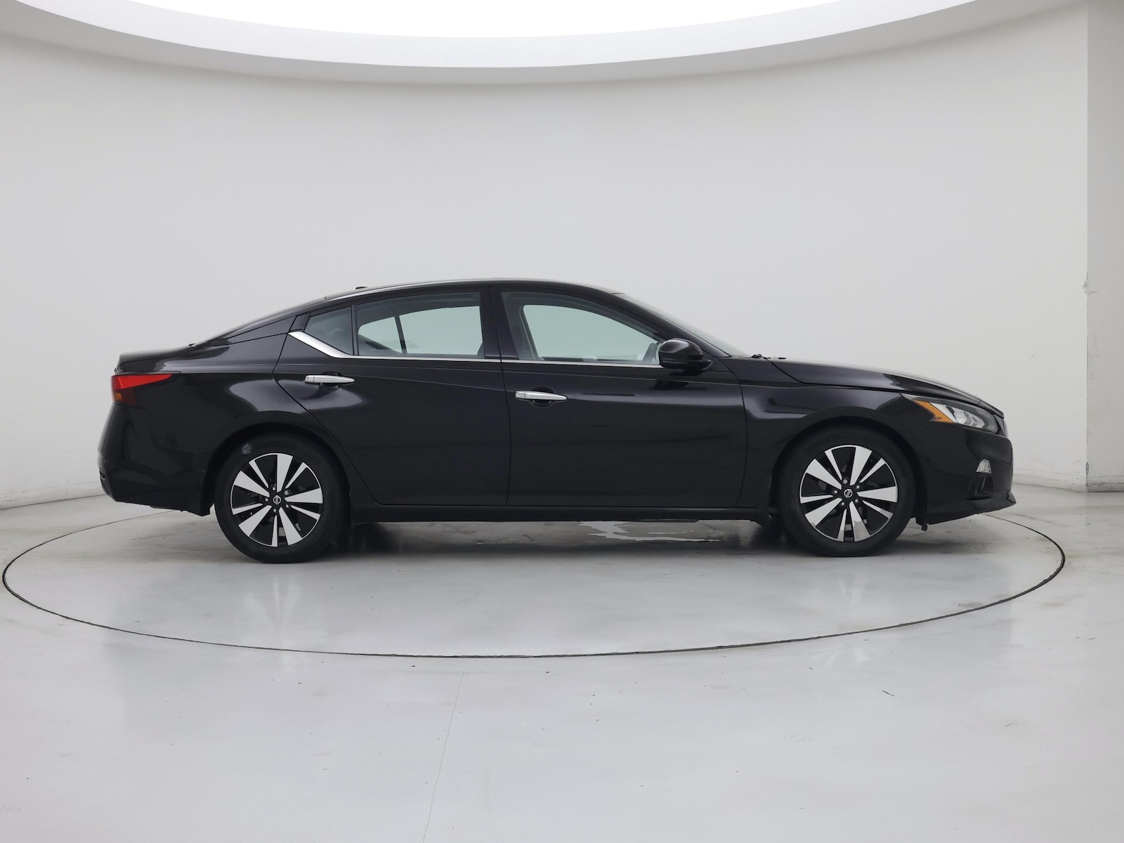 2019 Nissan Altima SV - Photo 8