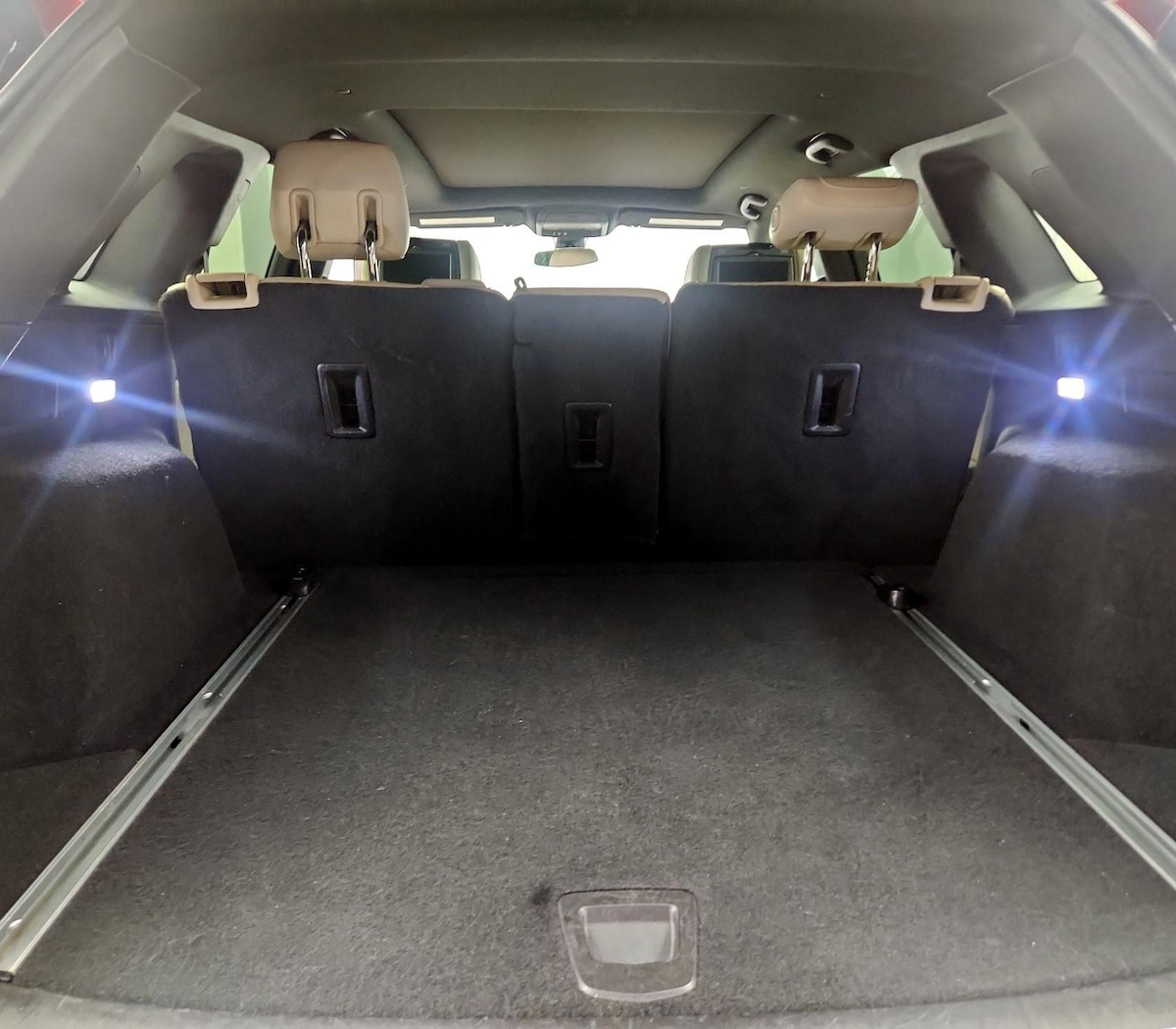 Trunk/Cargo (Seats Up)