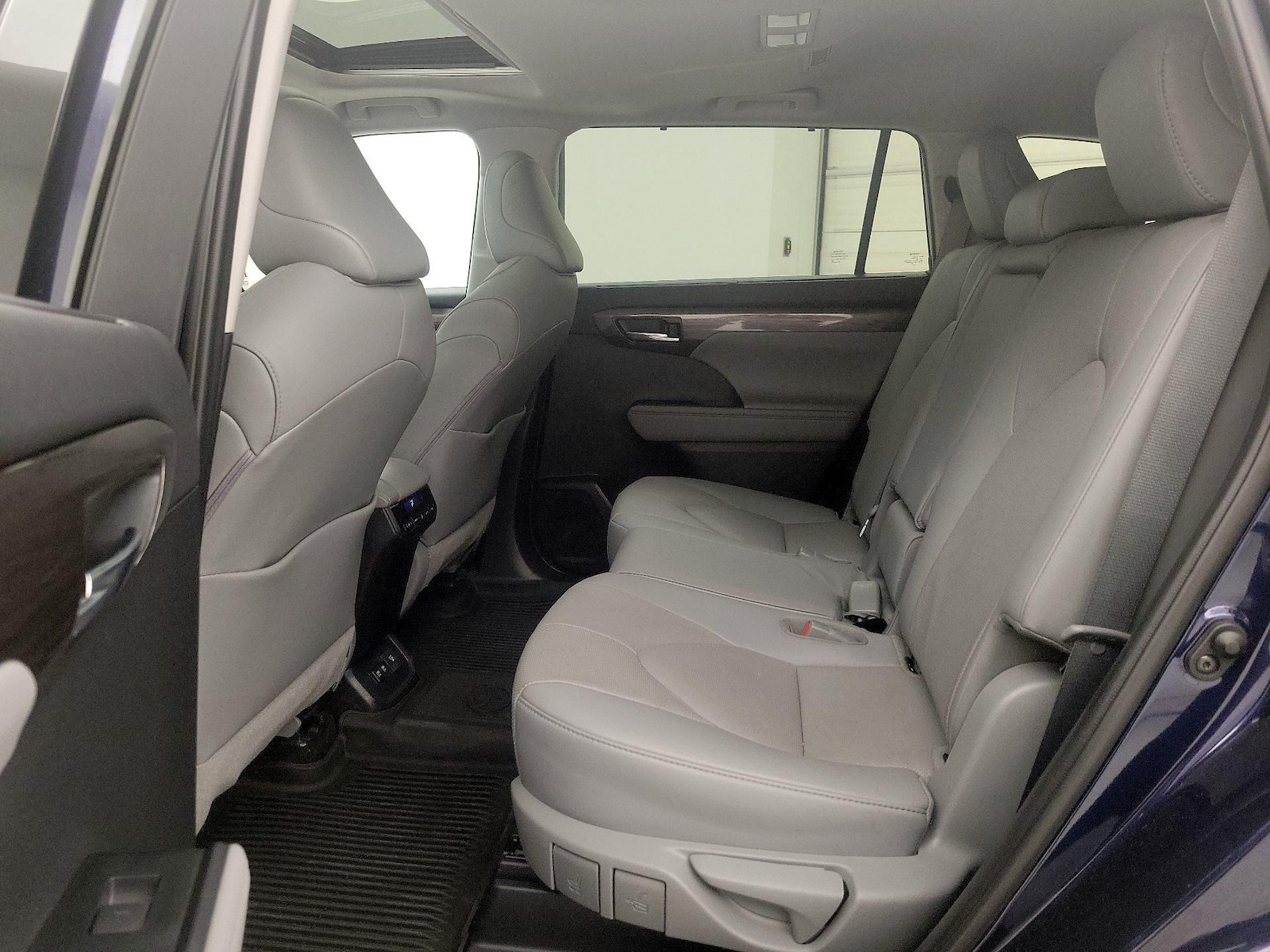 2021 Toyota Highlander Limited - Photo 22