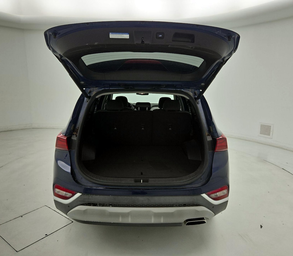 Trunk/Cargo (Seats Up)