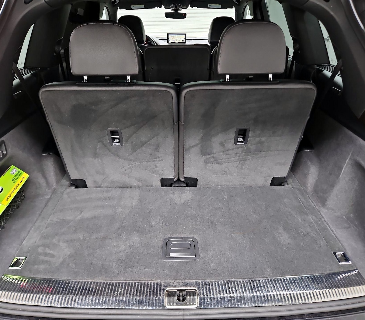 Trunk/Cargo (Seats Up)