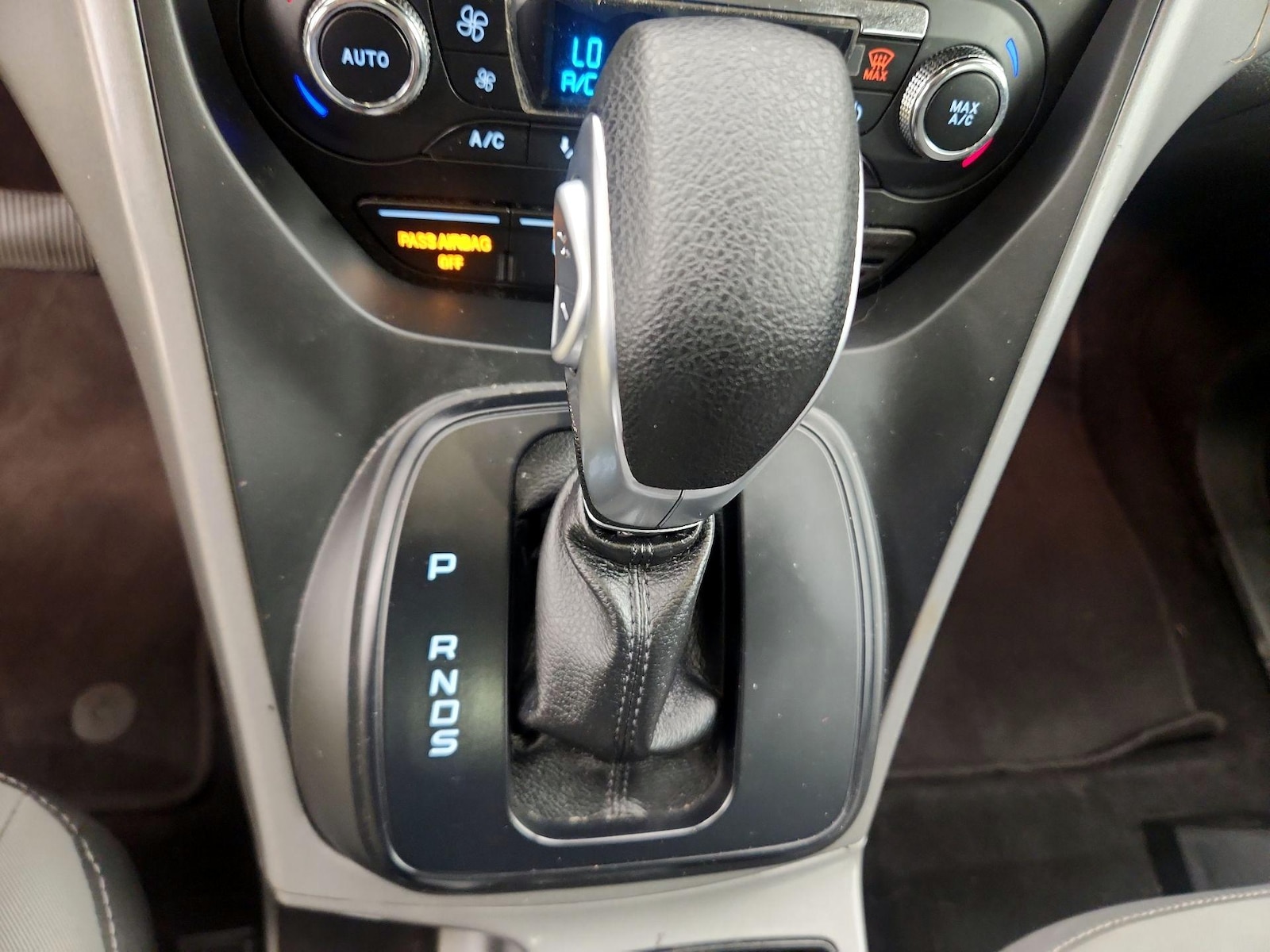 2016 Ford Escape SE - Photo 18