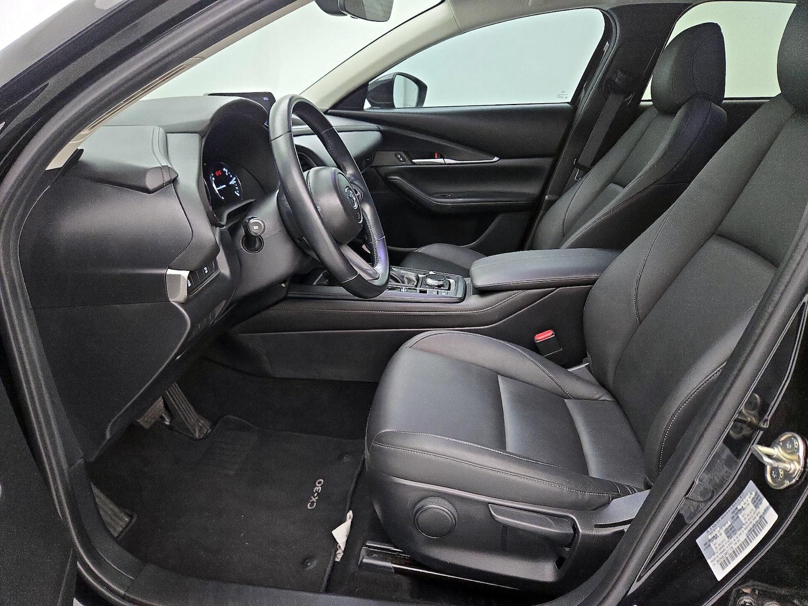Side Airbags & Leatherette Seats