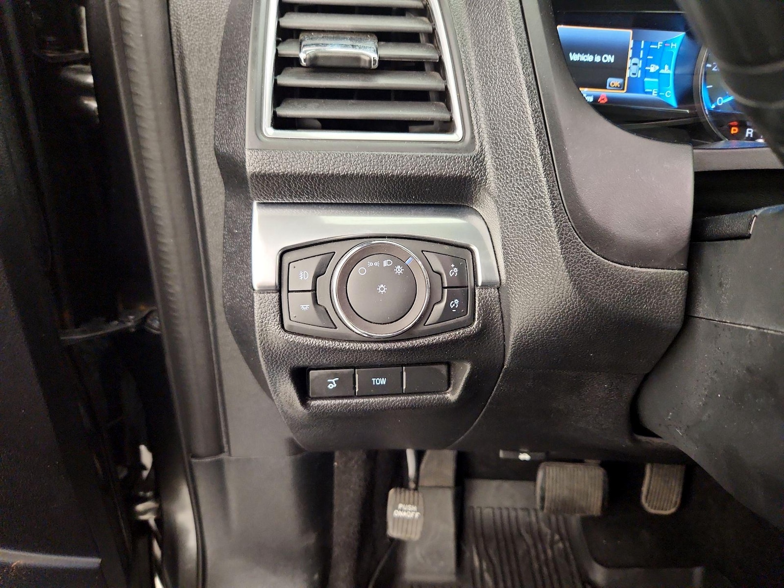 2019 Ford Explorer Sport - Photo 14
