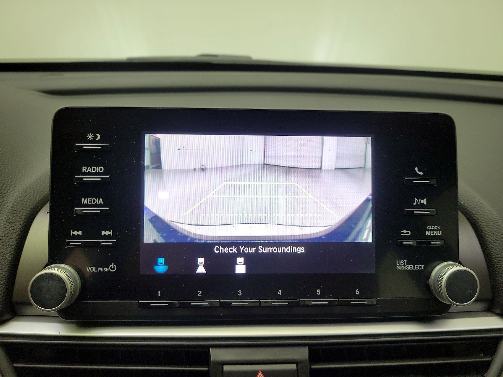 2019 Honda Accord LX - Photo 14