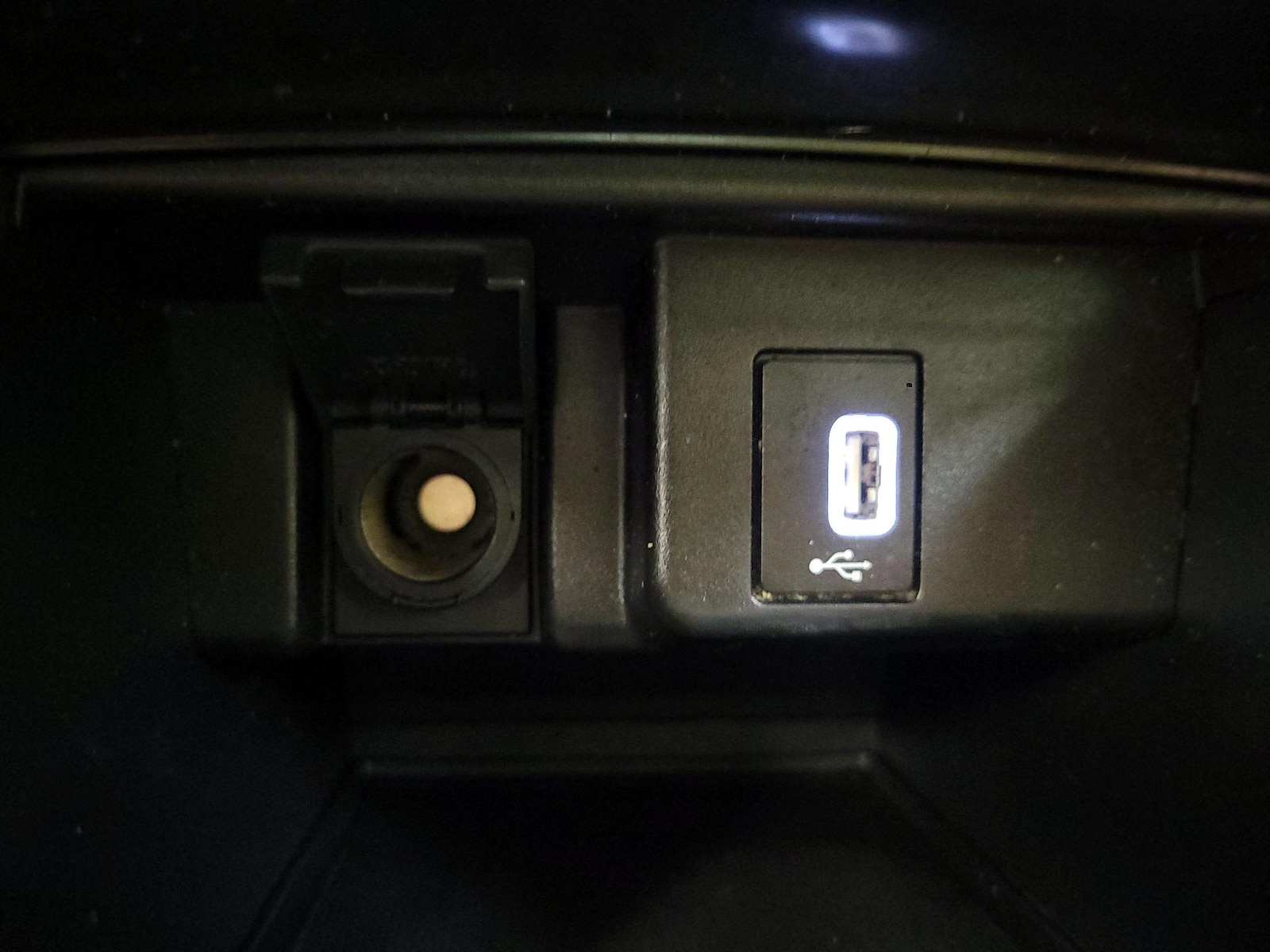 2019 Honda Accord LX - Photo 18