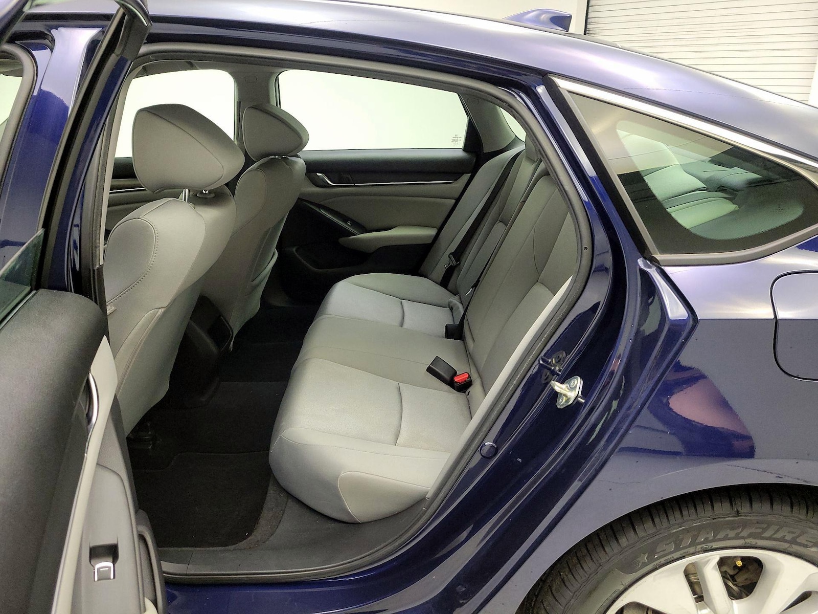 2019 Honda Accord LX - Photo 19